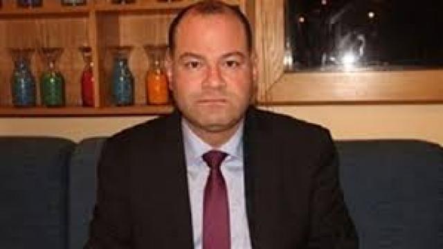 نشأت الديهي عن تحريم الاحتفال بعيد الأم: «هيافة وسطحي»