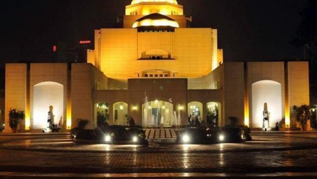 روائع أعمال أم كلثوم وسيد درويش يقدمها ثنائي العود في الأوبرا.. الإثنين