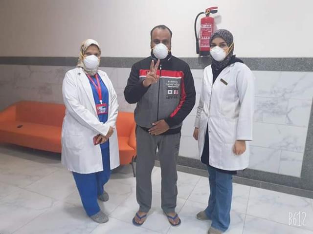 رجل في العقد الرابع من العمر.. ننشر صور المتعافى السابع من كورونا بالإسكندرية