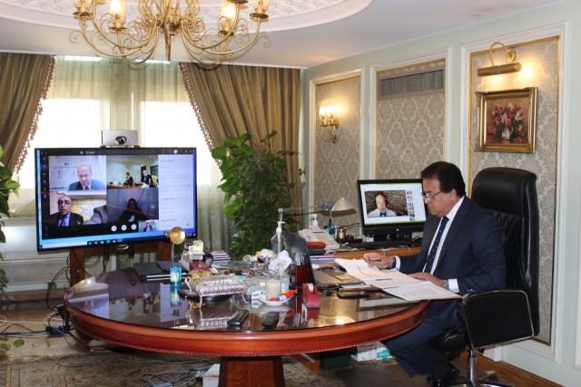 الدكتور خالد عبد الغفار وزير التعليم العالى يوقع برتوكول تعاون مع وزارة الاتصالات