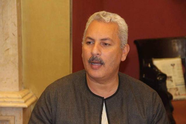 نقيب الفلاحين: يحذر من تأثير الموجه الحاره على الزراعات 