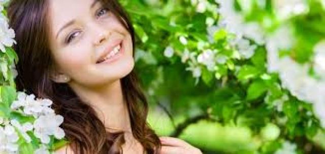 طموحة ورومانسية لكن إحذر من غضبها .. أنثى الميزان