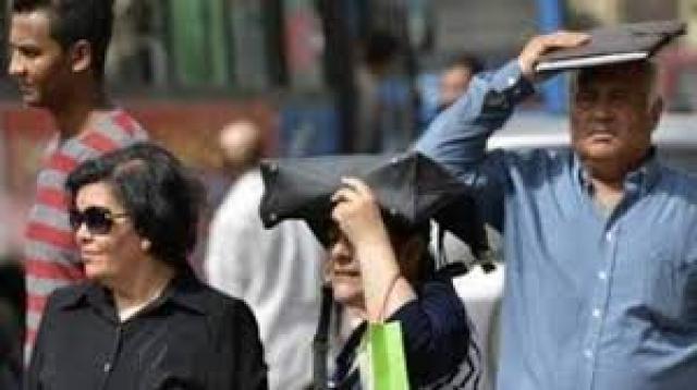 إرتفاع كبير فى درجات الحرارة والعظمى بأسوان 44