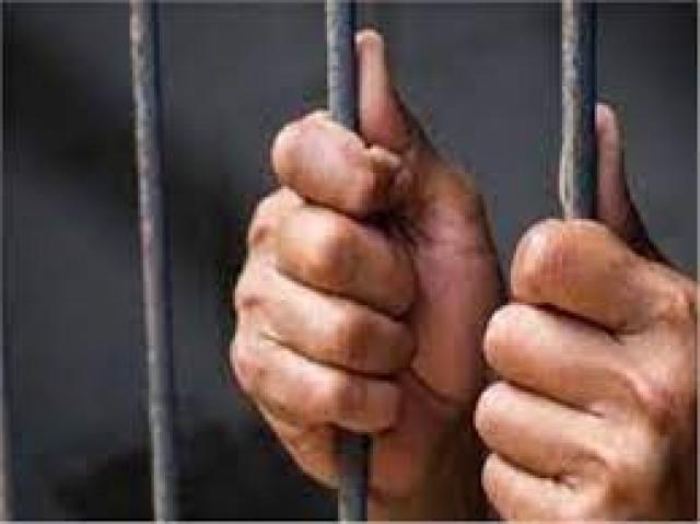 تجديد حبس شابا لشروعه فى قتل والدته 15 يوما على ذمة التحقيقات