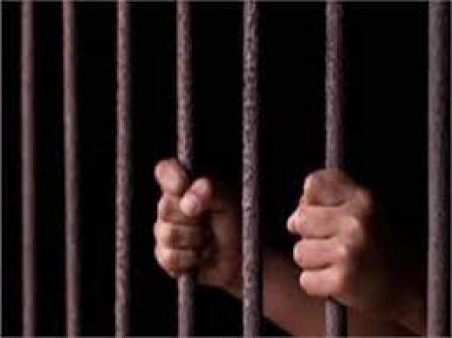 حبس زوج ألقى بزوجته من الطابق الثالث