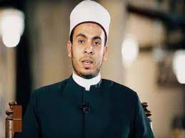 مركز الأزهر للفتوى يحدد الحالات التى يحرم فيها كسب المال من ” التيك توك”