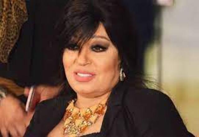 قائدا من رجال مصر الأوفياء.. فيفى عبده تنعى المشير طنطاوى