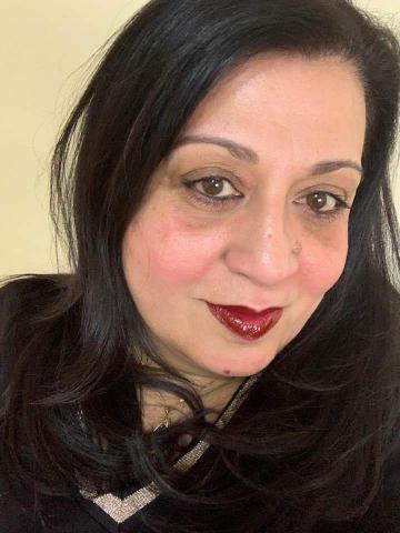 إِشْتَقْتُ لِقَلْبٍ قَدْ باتَ تَحْتَ التُّراب