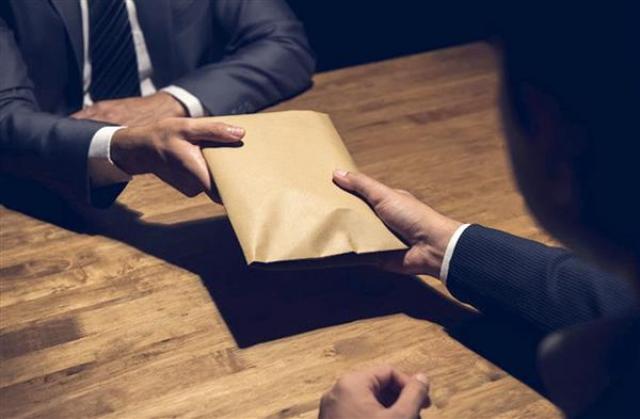 إحالة مدير عام بمترو الأنفاق و بعض العمال للجنايات | تفاصيل