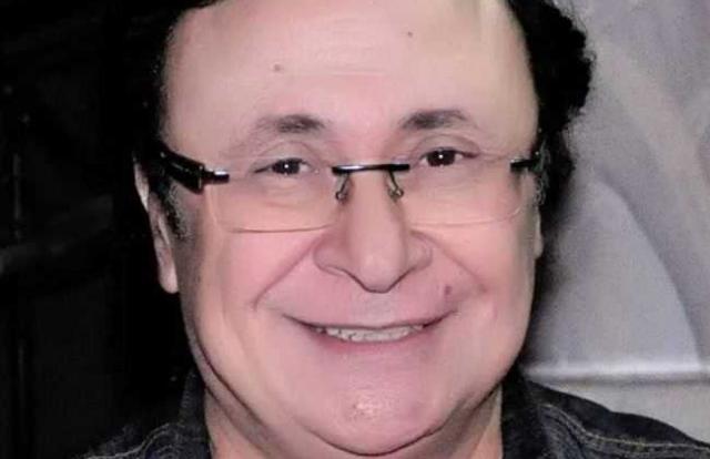 تعرف علي السبب الحقيقي وراء طرد المخرجشؤ مراد منير من شقته