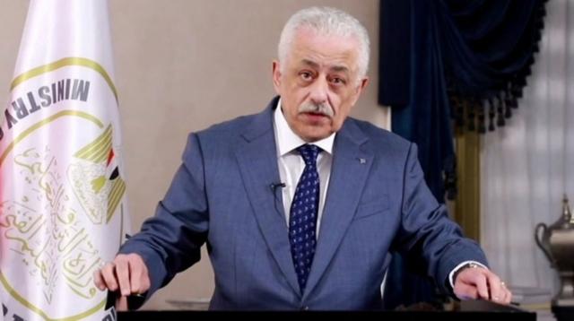 وزير التربية والتعليم يحسم 3 قضايا مثيرة للجدل خلال الساعات القادمة
