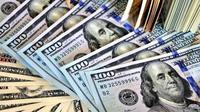 سعر الدولار في بنوك مصر بمنتصف تعاملات اليوم الخميس اول ايام شهر رمضان