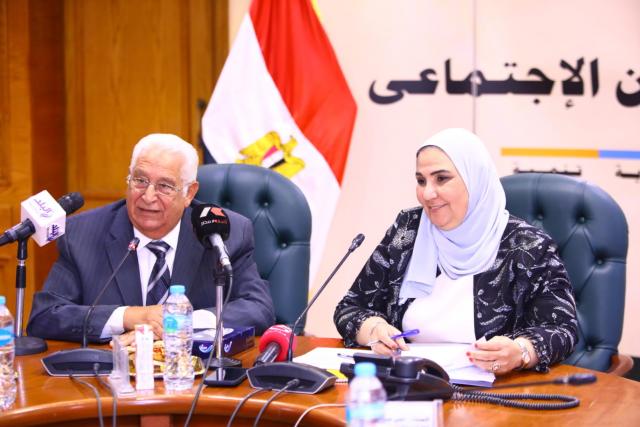 صور.. التضامن تطلق حملة «هنوصلك» لاستخراج مليون بطاقة خدمات متكاملة إضافية على مستوى الجمهورية نهاية يناير 2024