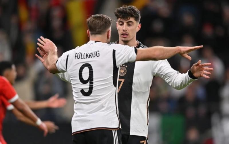 تعليق مثير من ناجلسمان بشأن تمديد عقده مع المنتخب الألماني