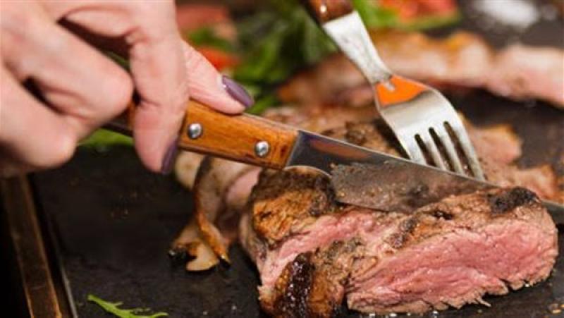 اللحوم النيئة