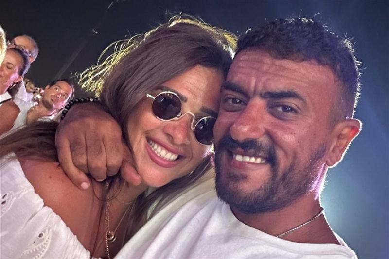 أحمد العوضى وياسمين عبد العزيز