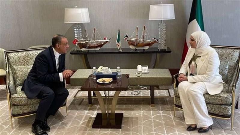 وزير الخارجية ووزيرة المالية الكويتية