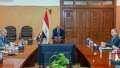 وزير الري يستعرض تحصيل مستحقات...