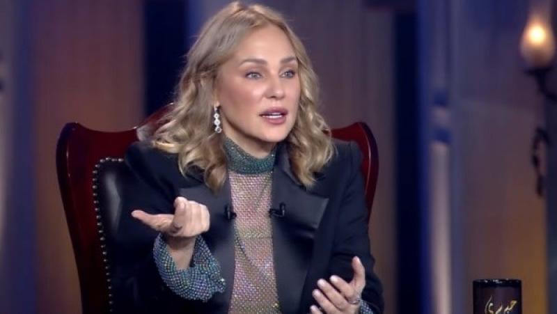 شيرين رضا: التليفون والكاميرا جننوا الناس