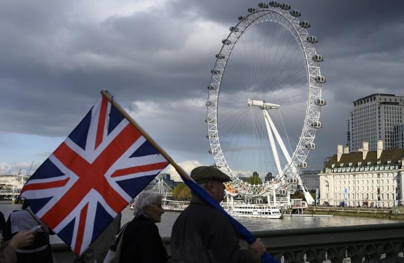 بريطانيا تبحث مع الاتحاد الأوروبي التمويل المشترك للدفاع