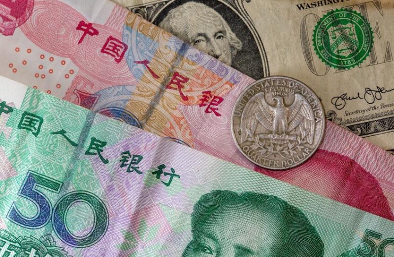 تراجع اليوان الصيني أمام الدولار