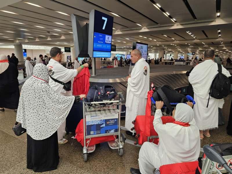 من القاهرة إلى مكة.. استعدادات روحية وتنظيمية تمهد الطريق لحجاج السياحة