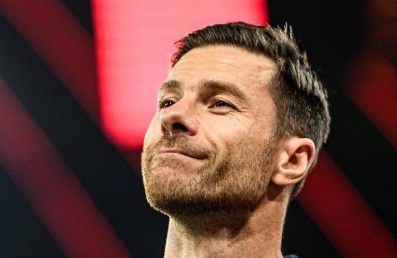 ريال مدريد يعلن تعاقده مع تشابي ألونسو