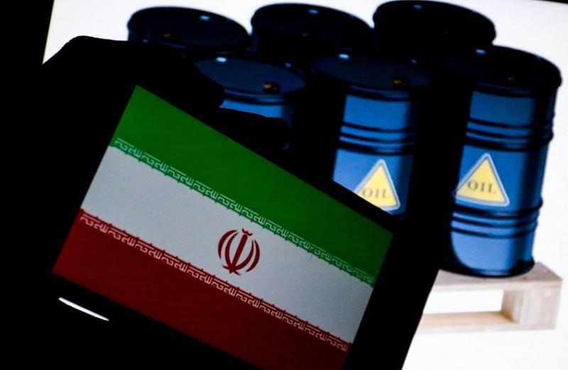 وقف التصعيد بين إيران وإسرائيل يهوي بأسعار النفط