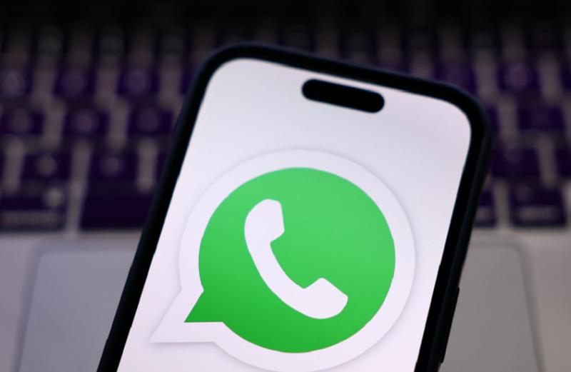 واتس آب يثير جدلا واسعا بتحديث شكلي مفاجئ