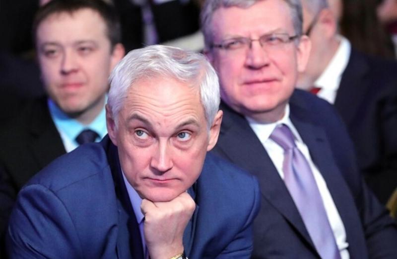 الإعلام الهندي: وزير الدفاع الهندي يناقش مع نظيره الروسي أوجه التعاون الدفاعي